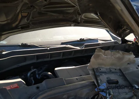 2020 Chevrolet Silverado 1500 2Wd Short Bed Custom z USA, uszkodzony, nr VIN 1GCPWBEH4LZ238232